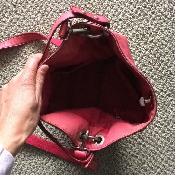Fossil Crossbody Purse in coral - Picture 4 of 4